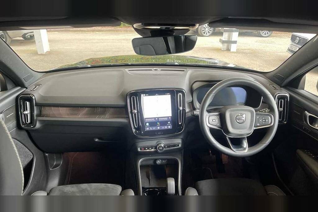 Volvo EX40 185Kw Ext Range Ultra Black Edition 78Kwh Black #5