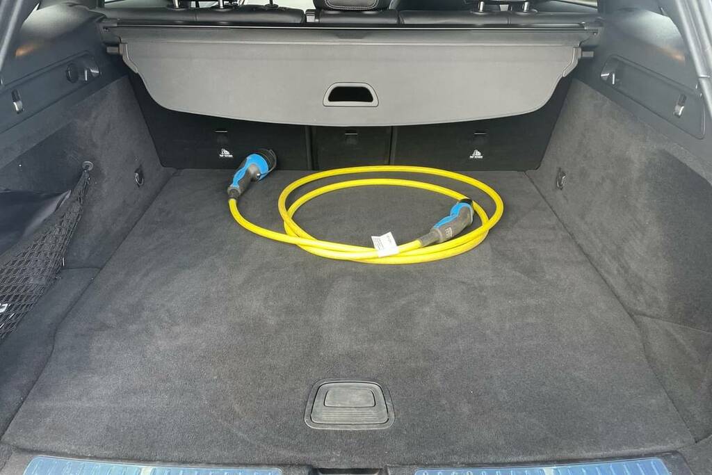 Mercedes-Benz EQC 400 300Kw Amg Line Premium Plus 80Kwh Blue #2