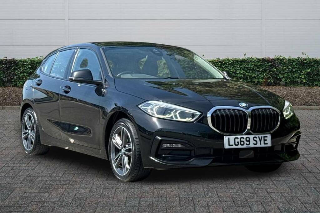 BMW 1 Series 118I Sport Blue