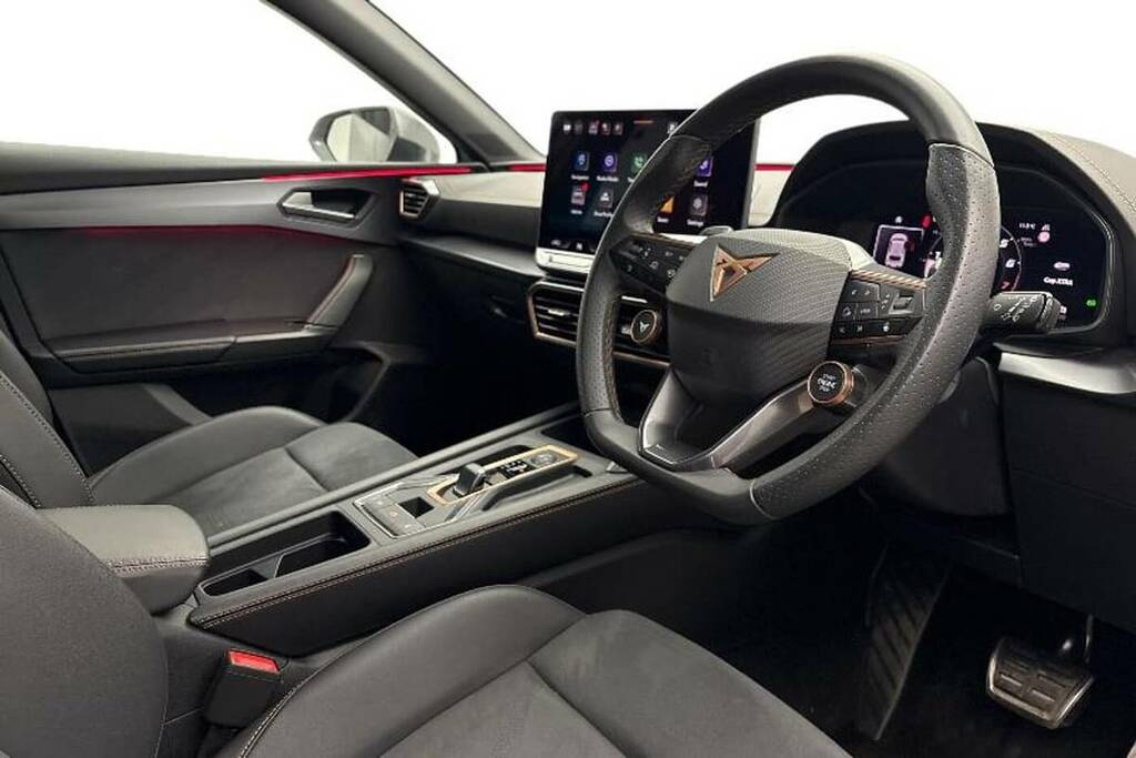 Cupra Leon 1.5 Etsi 150 V2 Dsg KS25TUP White #6