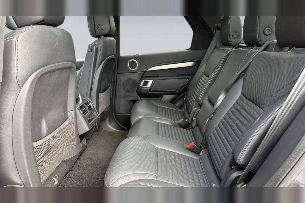 Land Rover Discovery 3.0 D300 R-dynamic Se VX72WVR Grey #4