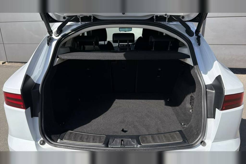 Jaguar E-Pace 2.0 D200 R-dynamic Se White #2