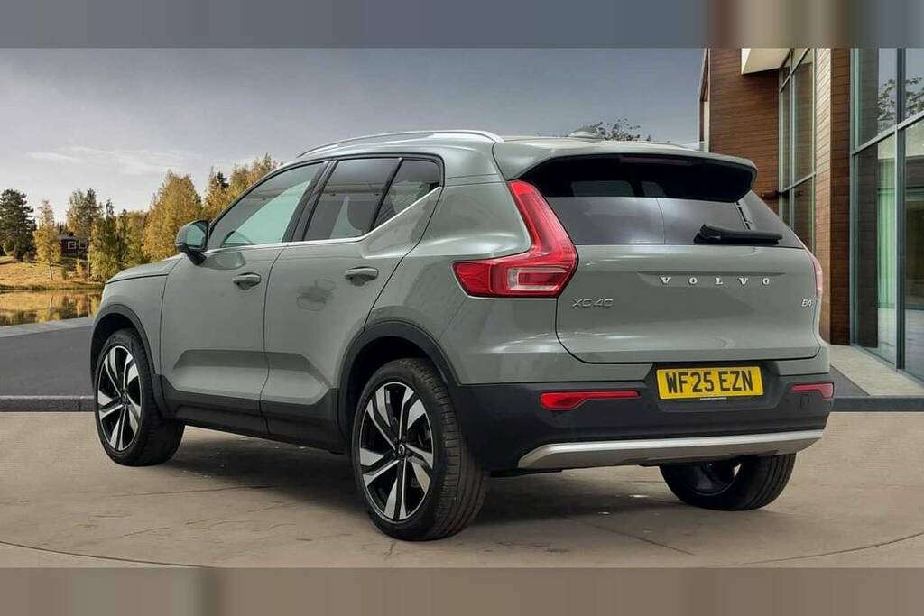 Volvo XC40 2.0 B4p Ultra Dark WF25EZN Green #5