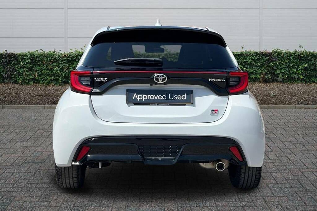 Toyota Yaris 1.5 Hybrid Gr Sport Cvt KR22LJZ Grey #3