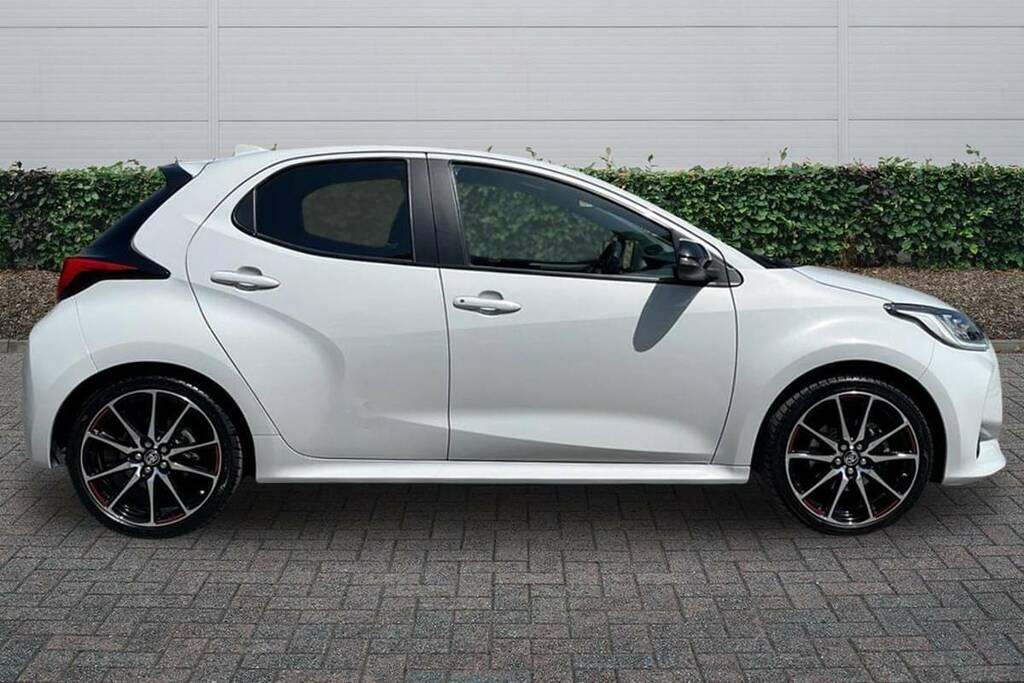 Toyota Yaris 1.5 Hybrid Gr Sport Cvt KR22LJZ Grey #4