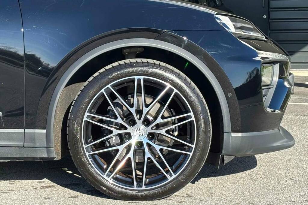 Porsche Macan 265Kw 100Kwh Black #6
