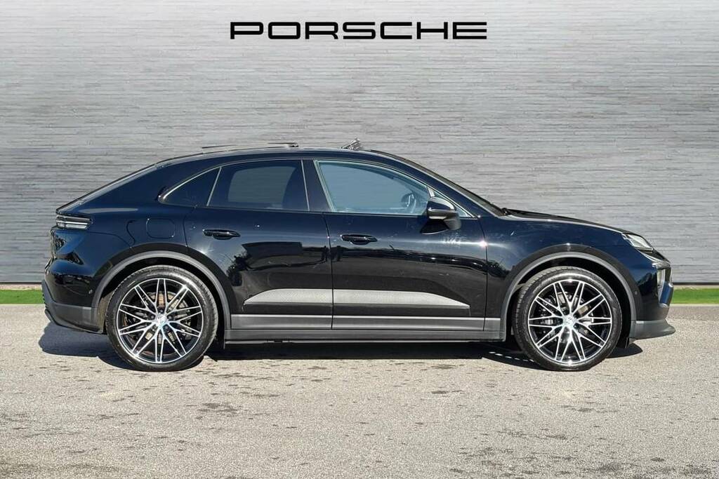 Porsche Macan 265Kw 100Kwh Black #2