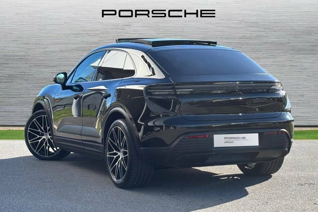 Porsche Macan 265Kw 100Kwh Black #3