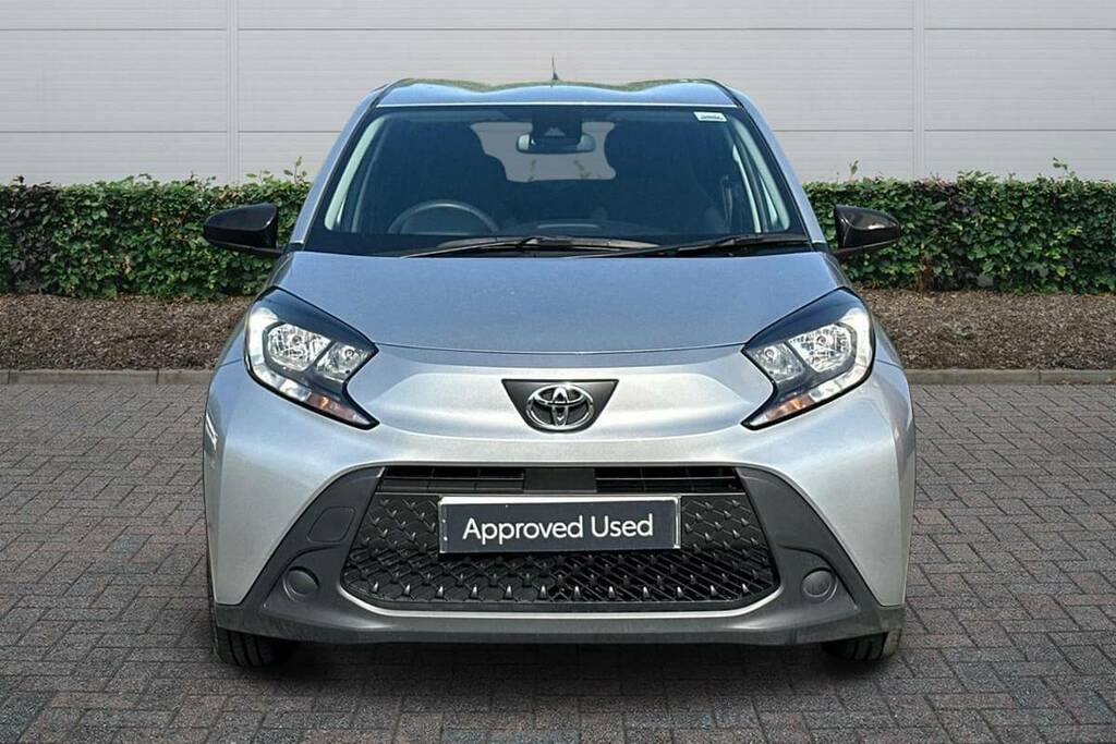 Toyota Aygo X 1.0 Vvt-i Pure BK23ARU Silver #3