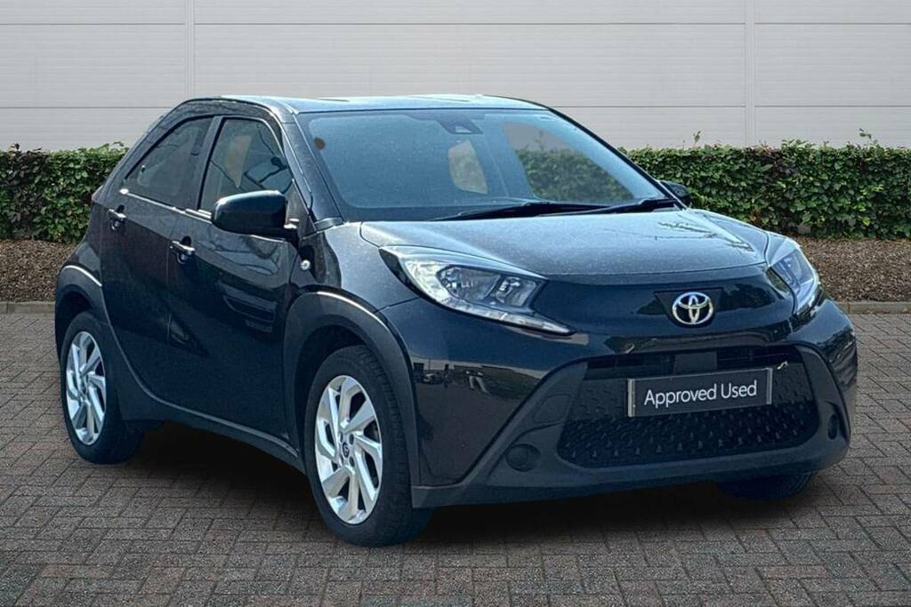 Toyota Aygo X 1.0 Vvt-i Pure Black