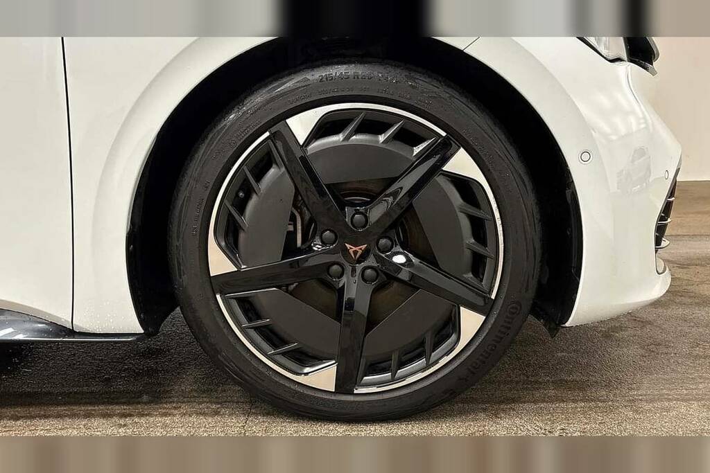 Cupra Born 169Kw E-boost V3 77Kwh White #5