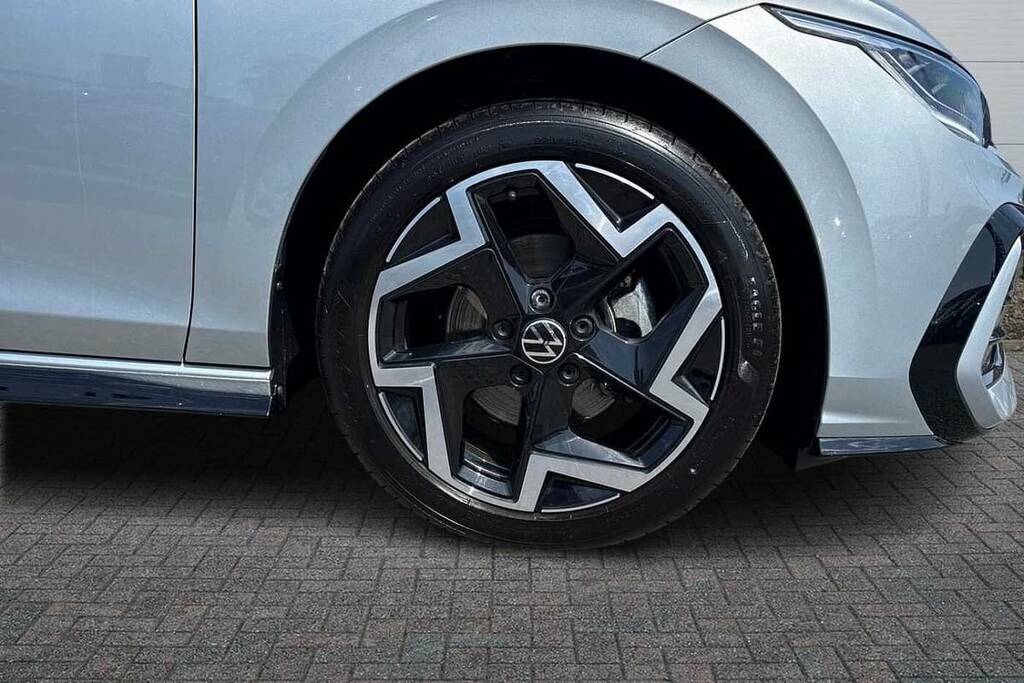 Volkswagen Golf 1.5 Tsi 150 R-line DK75YNT Silver #5