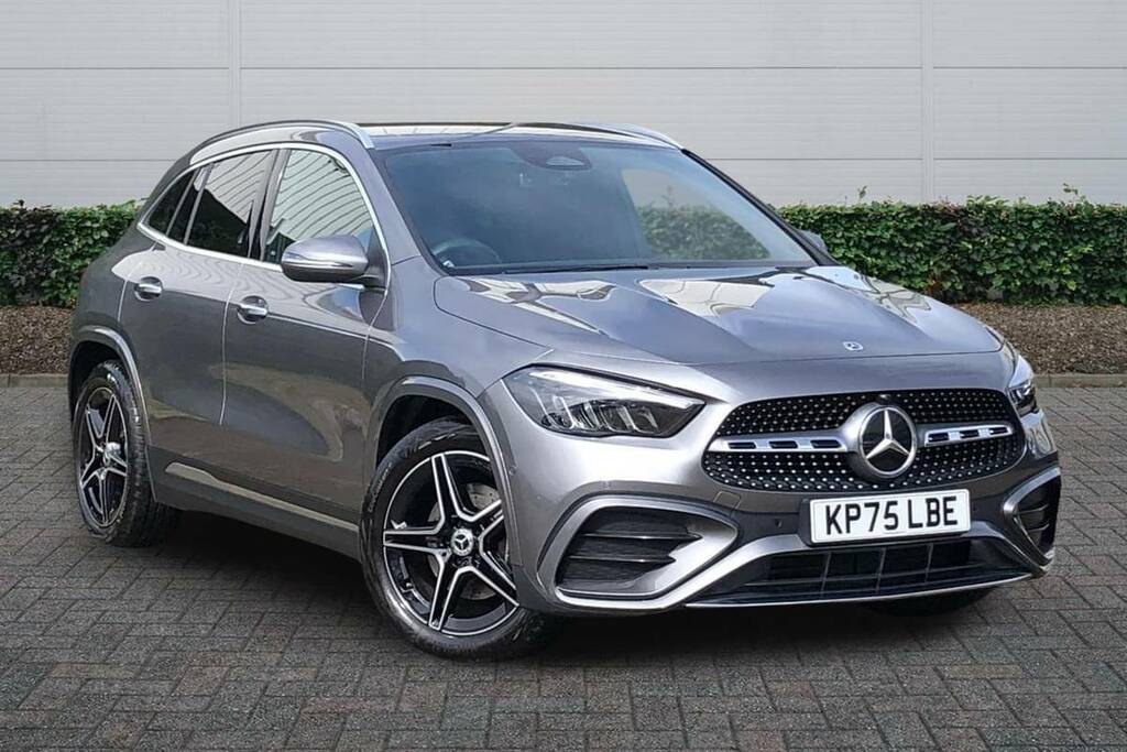 Mercedes-Benz GLA Class 220D 4Matic Amg Line Executive Grey