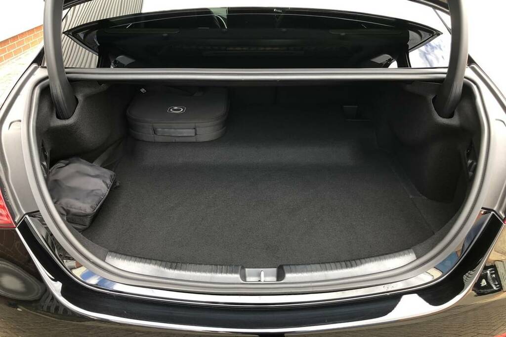 Mercedes-Benz C Class C63 S E 4Matic Carbon Edition Mct Black #2