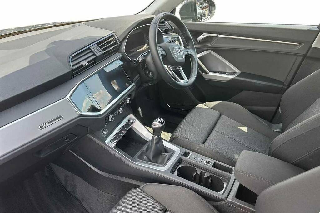 Audi Q3 35 Tfsi Sport BA72HSO Grey #2