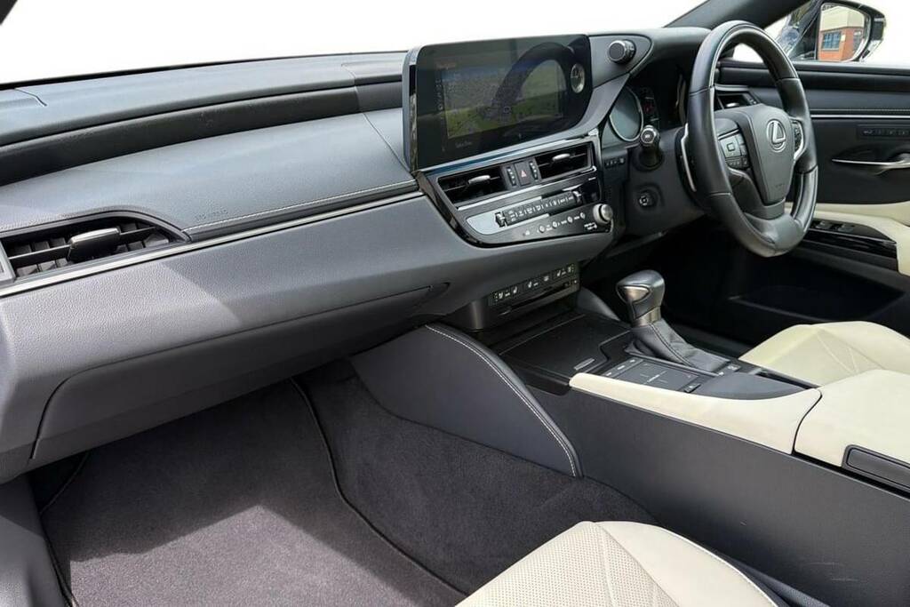 Lexus ES 300H 2.5 Premium Cvt Silver #5