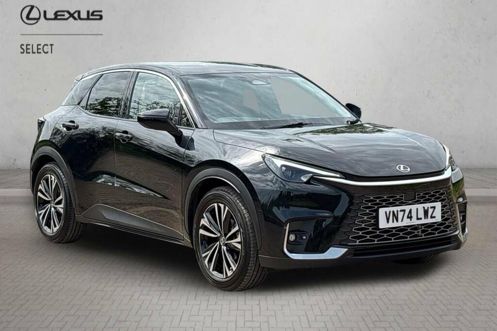 Lexus LBX 1.5 Takumi E-cvt Black