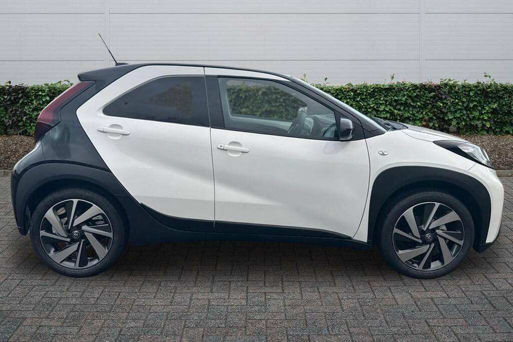 Toyota Aygo X 1.0 Vvt-i Edge White #5