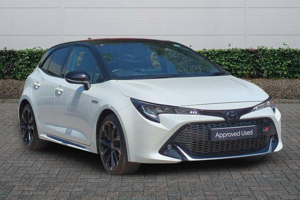 Toyota Corolla 2.0 Vvt-i Hybrid Gr Sport Cvt White