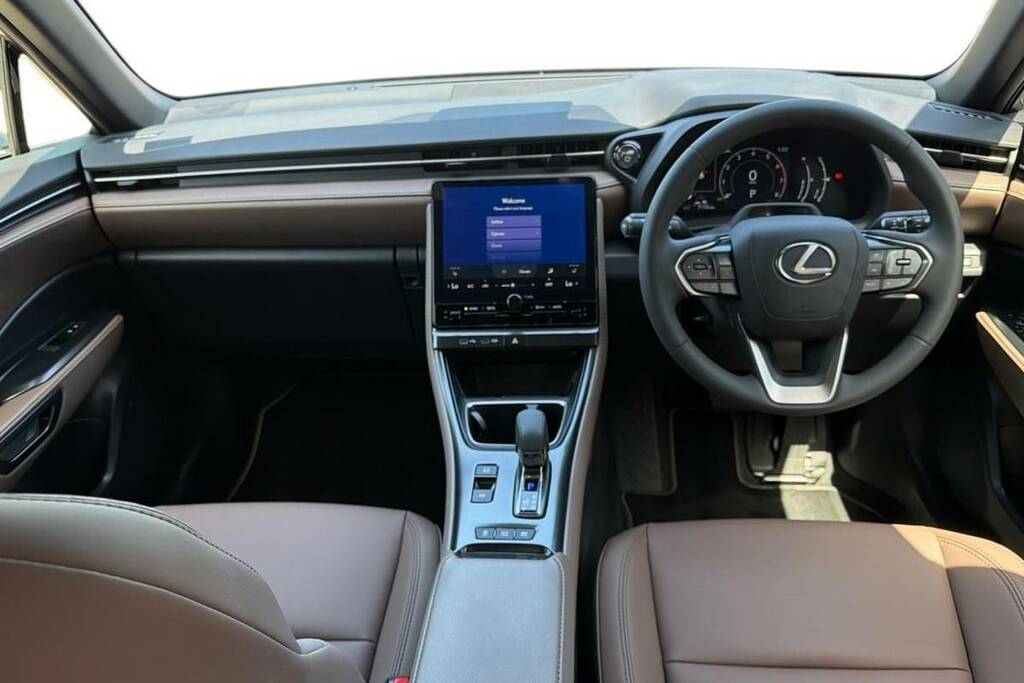Lexus LBX 1.5 Premium E-cvt WR25OJF Silver #6