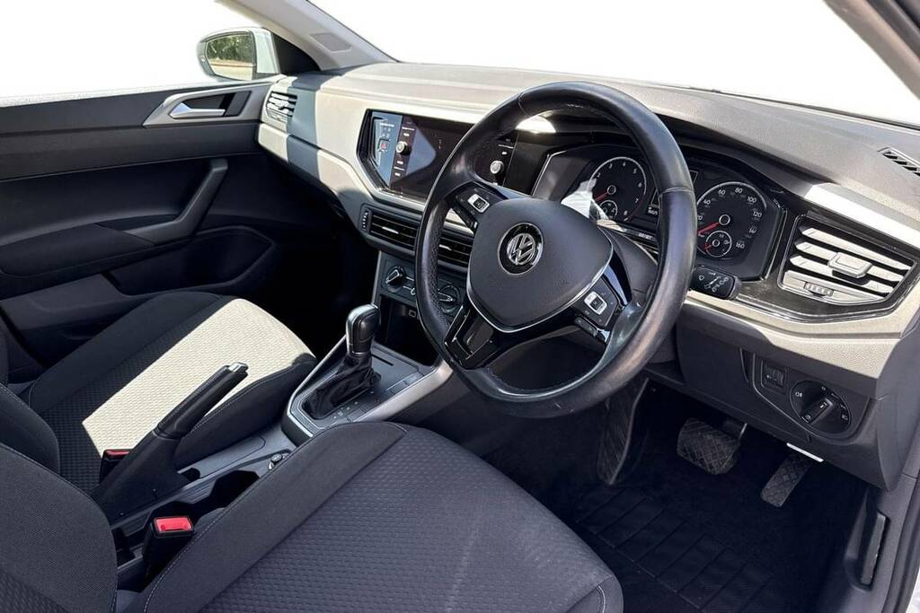Volkswagen Polo 1.0 Tsi 95 Se Tech Edition Dsg FG19VBT White #4