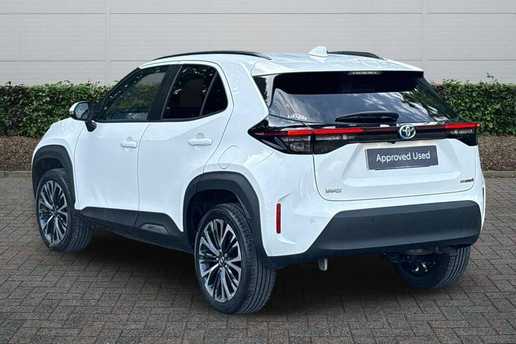 Toyota Yaris Cross 1.5 Hybrid Excel Cvt OW23FNL White #2