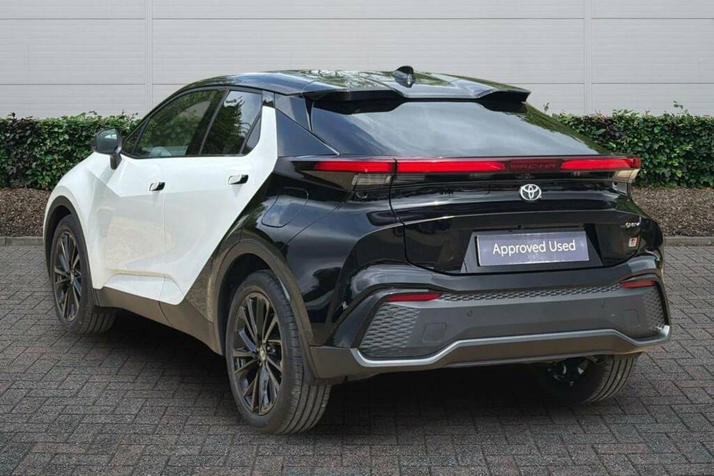 Toyota C-Hr 1.8 Hybrid Gr Sport Cvt White #2