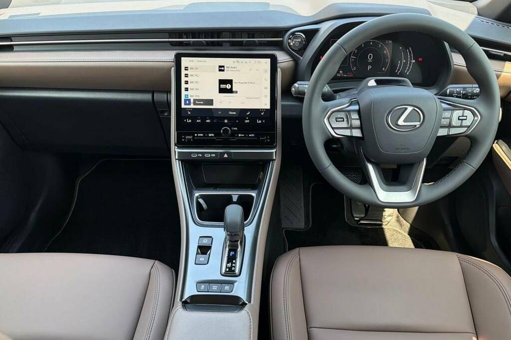Lexus LBX 1.5 Premium E-cvt WT25EJU Black #6