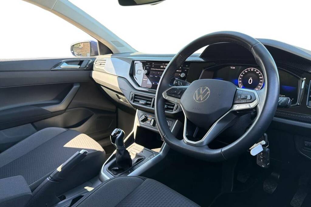 Volkswagen Polo 1.0 Tsi Life V073ULU Grey #4