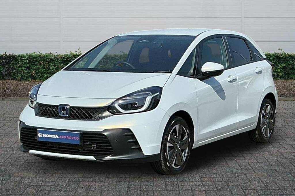 Honda Jazz 1.5 I-mmd Hybrid Advance Ecvt White #6