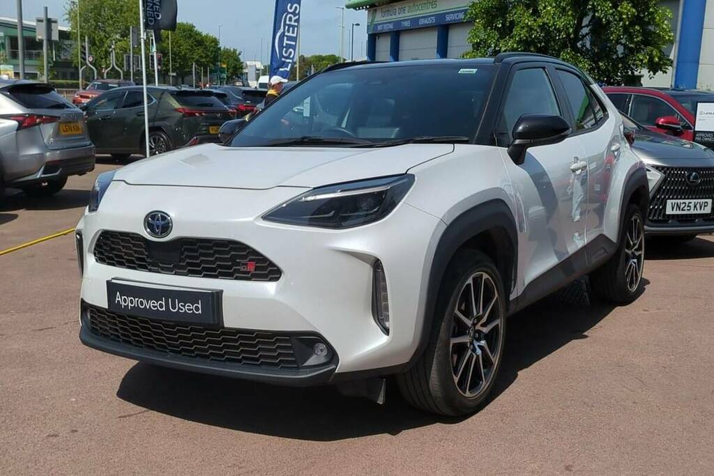 Toyota Yaris Cross 1.5 Hybrid Gr Sport Cvt CV74GWU White #6