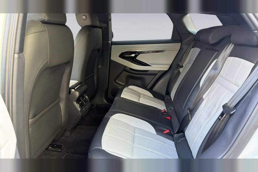 Land Rover Range Rover Evoque 1.5 P300e R-dynamic Se ML22JFZ White #4