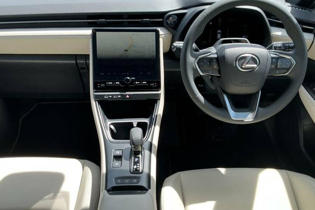 Lexus LBX 1.5 Premium Plus E-cvt BT25ZTE Black #6
