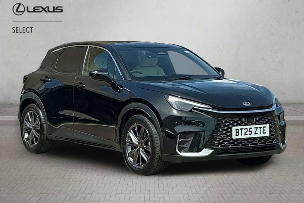 Lexus LBX 1.5 Premium Plus E-cvt Black