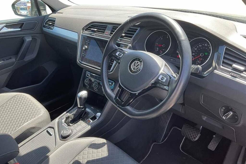 Volkswagen Tiguan 2.0 Tdi 150 4Motion Match Dsg BD19KWE Grey #6