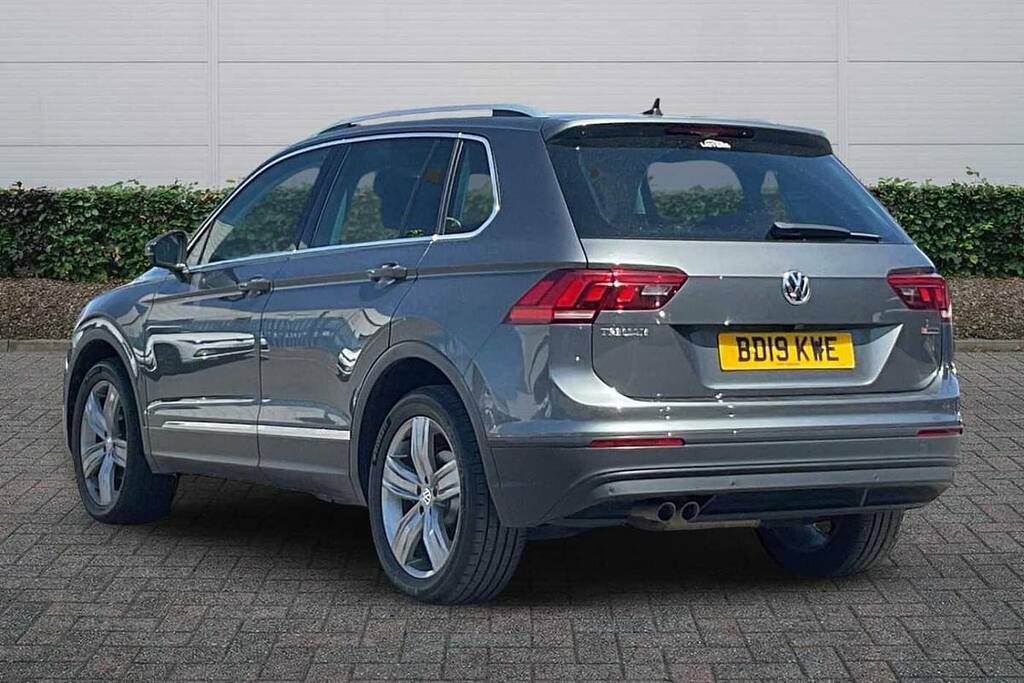 Volkswagen Tiguan 2.0 Tdi 150 4Motion Match Dsg BD19KWE Grey #3