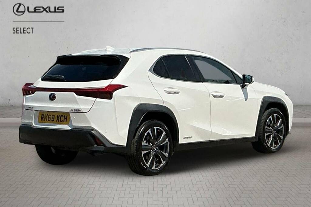 Lexus UX 250H 2.0 Cvt Without Nav RK69XCH White #2