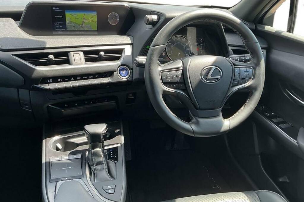 Lexus UX 250H 2.0 Cvt Without Nav RK69XCH White #6