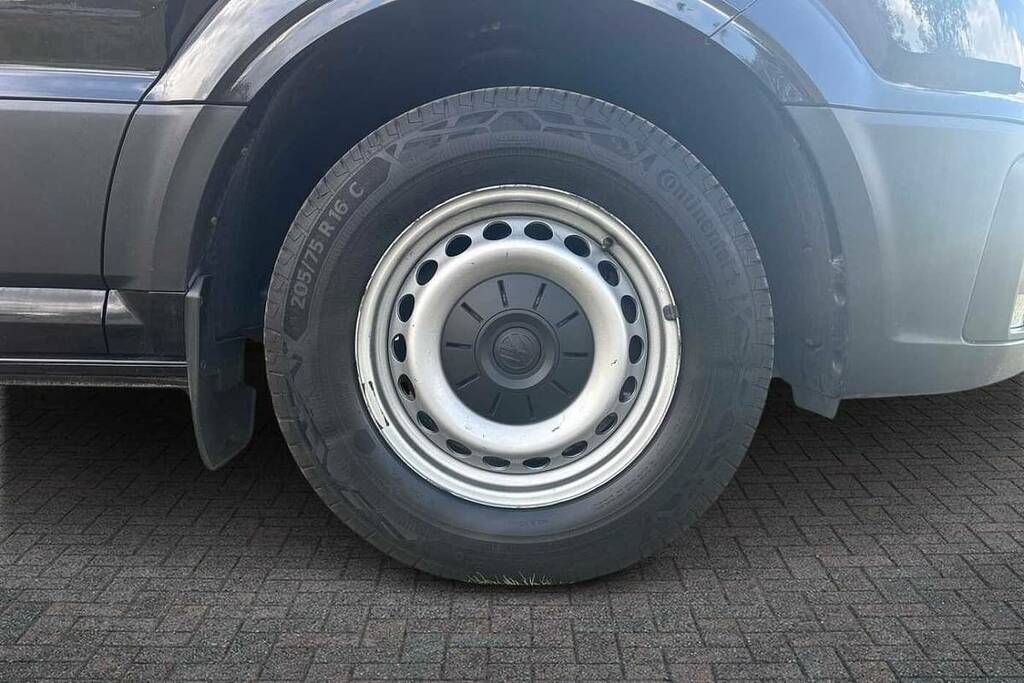 Volkswagen Crafter 2.0 Tdi 140Ps Startline Etg Dropside Dcab LM22XKB Black #5