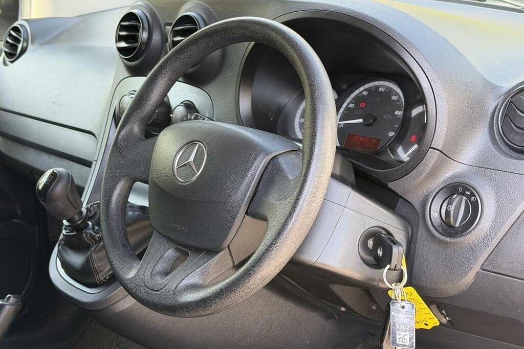 Mercedes-Benz CITAN 109Cdi Pure Van PK21XWR White #3