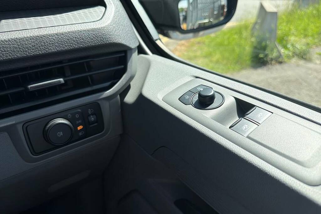 Volkswagen Transporter 2.0 Tdi 150 Commerce Plus Van BK75VLZ #6