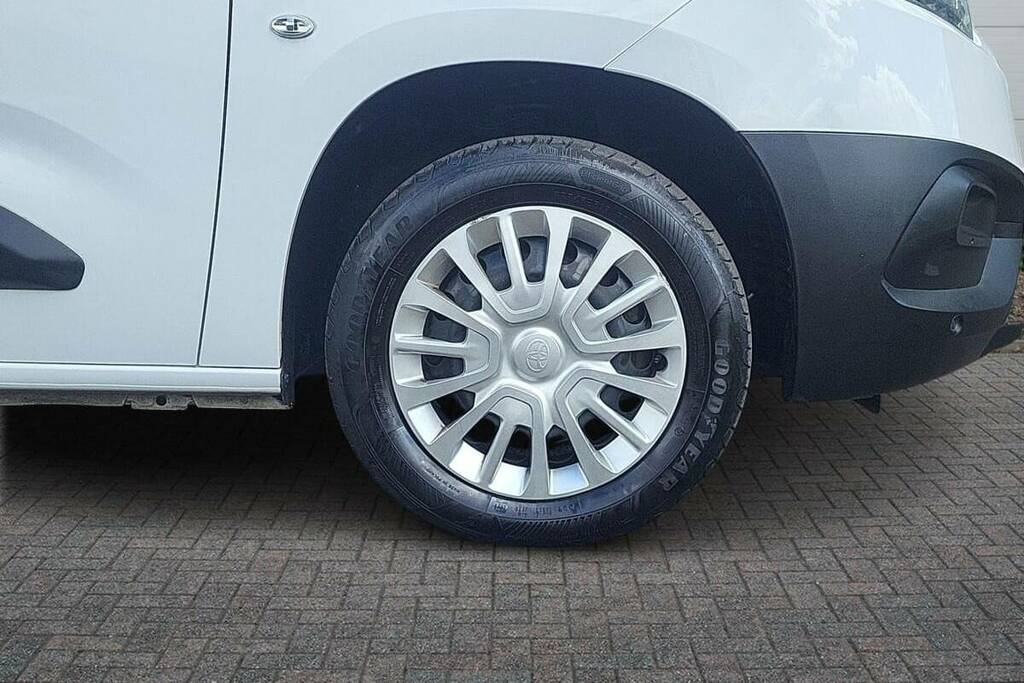 Toyota Proace City 1.5D 100 Icon Van 6 Speed White #6