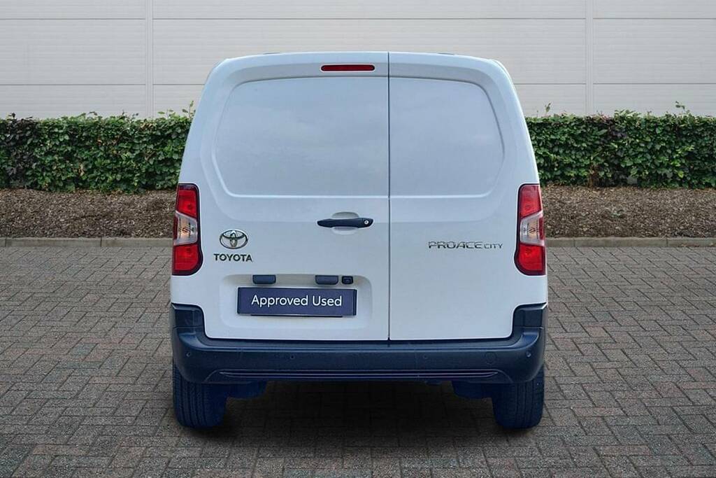 Toyota Proace City 1.5D 100 Icon Van 6 Speed White #4