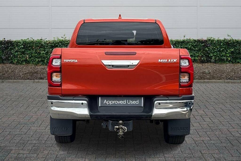 Toyota HILUX Invincible Dcab Pick Up 2.4 D-4d Orange #3