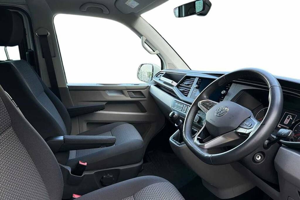 Volkswagen Transporter 2.0 Tdi 150 Highline Kombi Van WF74PNX White #6