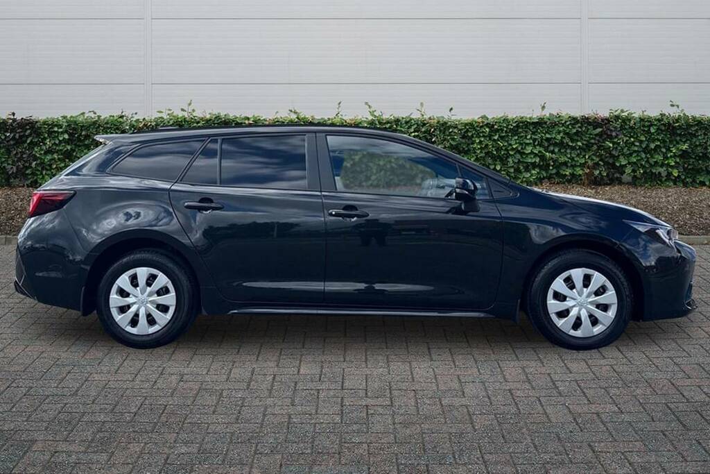 Toyota Corolla 1.8 Vvt-i Hybrid Commercial Black #5