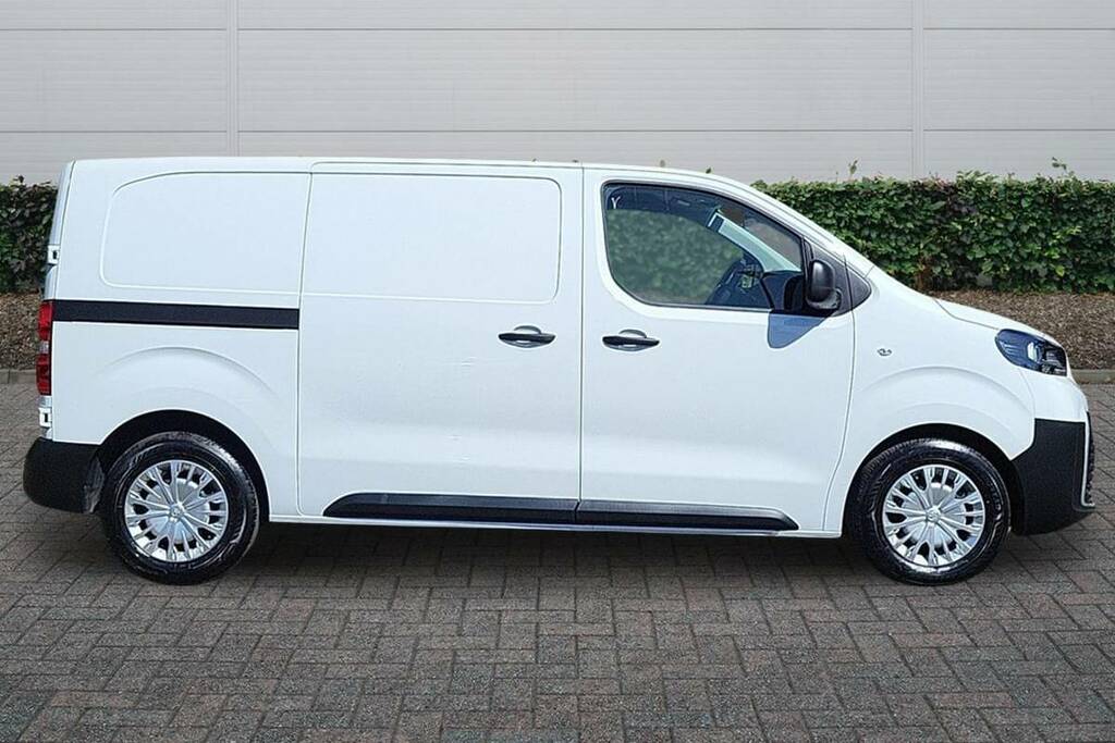 Toyota PROACE 1.5D 120 Icon Van White #5
