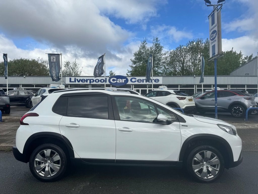 Peugeot 2008 1.2L Signature SE61SAN White #2