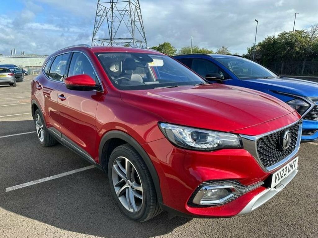 MG HS 1.5L Excite Red