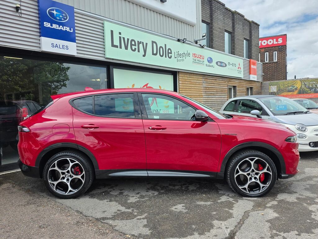 Alfa Romeo Tonale 1.3 Vgt 15.5Kwh Veloce Suv Plug-in Hybr GN73HSC Red #4